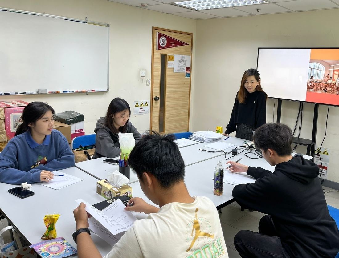 Ms Rita 真人班課堂